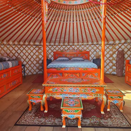 Yourte Traditionnelle Mongole